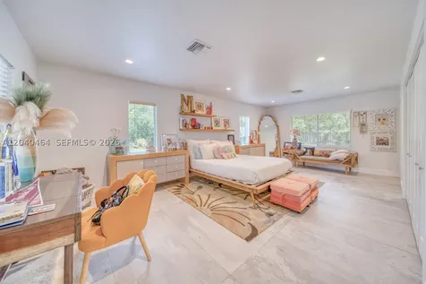 9737 SW 98th Street Miami FL 33176
