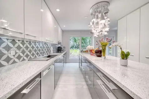 9737 SW 98th Street Miami FL 33176