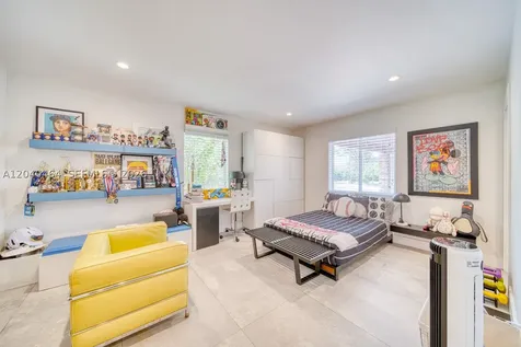 9737 SW 98th Street Miami FL 33176