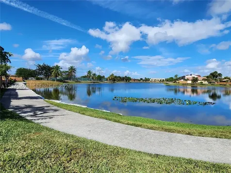 13412 SW 17th Terr Circle S Miami FL 33175