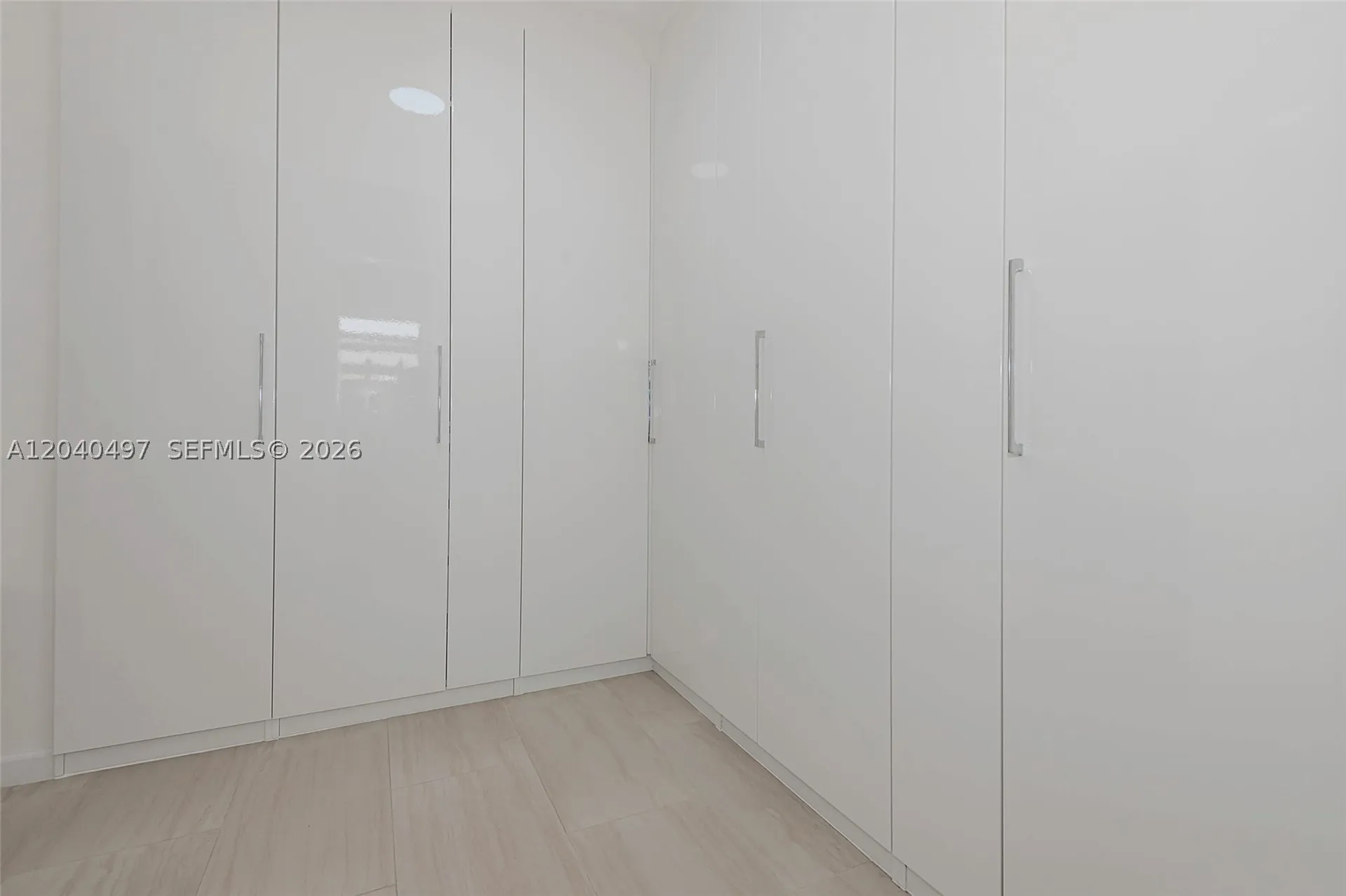 3900 N 43rd Avenue Hollywood FL 33021