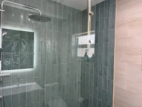 3900 N 43rd Avenue Hollywood FL 33021
