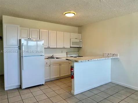 2987 NW 46th Street Miami FL 33142
