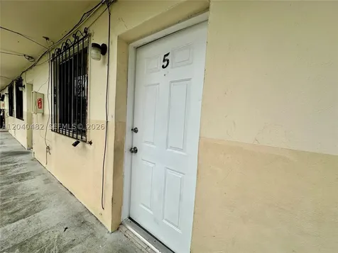 2987 NW 46th Street Miami FL 33142