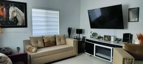 4223 NW 32nd Avenue Miami FL 33142