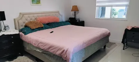 4223 NW 32nd Avenue Miami FL 33142
