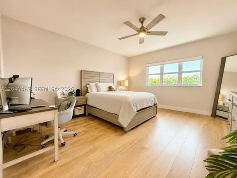 15051 Royal Oaks Lane North Miami FL 33181