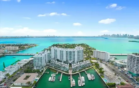 7900 Harbor Island Drive North Bay Village FL 33141
