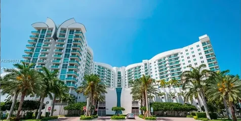 7900 Harbor Island Drive North Bay Village FL 33141