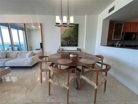 7900 Harbor Island Drive North Bay Village FL 33141