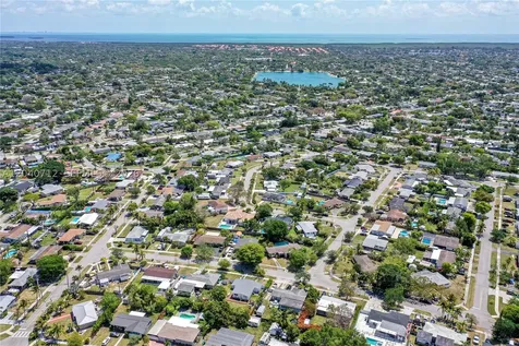 19310 Christmas Road Cutler Bay FL 33157