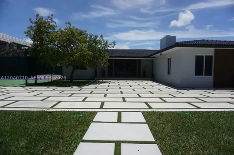 6940 SW 89th Court Miami FL 33173