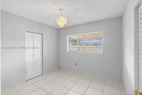 491 W 35th Place Hialeah FL 33012