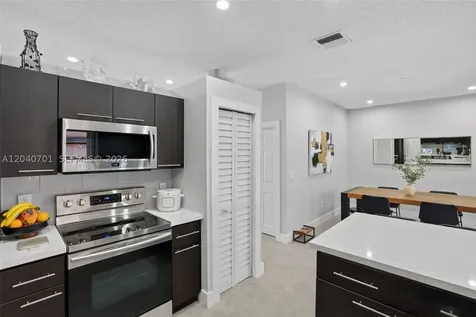 21462 SW 91st Avenue Cutler Bay FL 33189