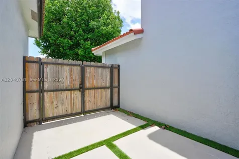 21462 SW 91st Avenue Cutler Bay FL 33189