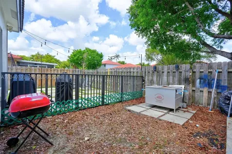 21462 SW 91st Avenue Cutler Bay FL 33189