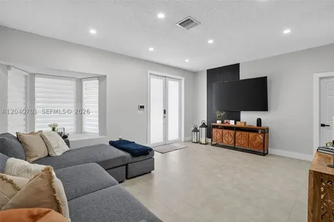 21462 SW 91st Avenue Cutler Bay FL 33189