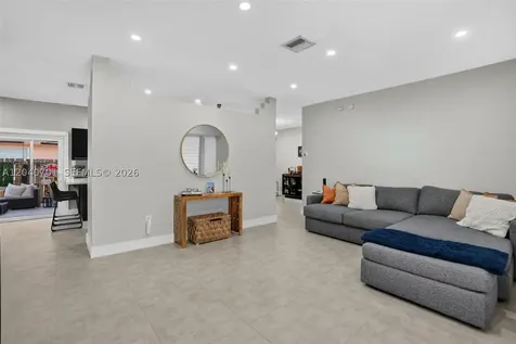 21462 SW 91st Avenue Cutler Bay FL 33189