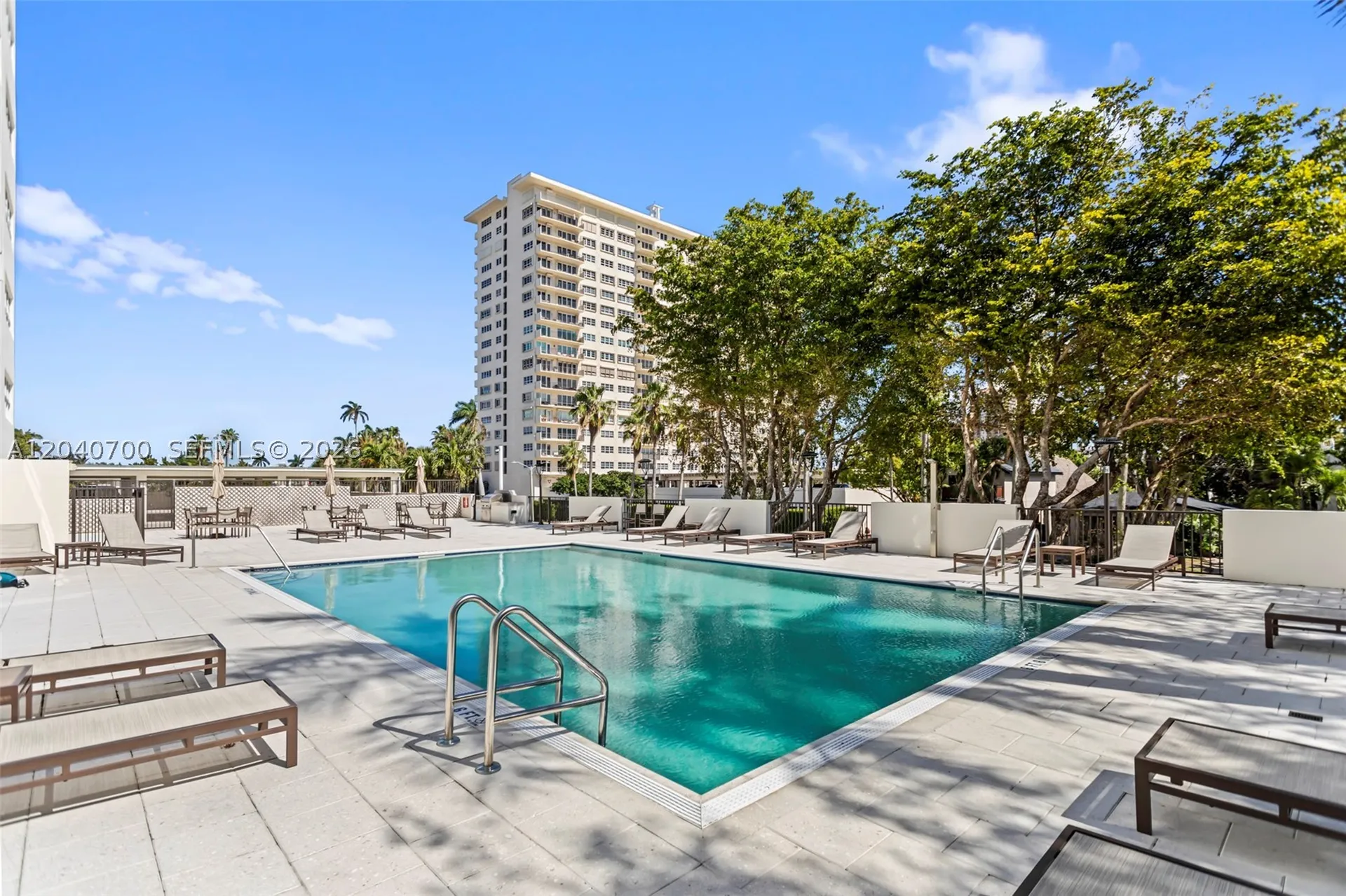 340 Sunset Drive Fort Lauderdale FL 33301