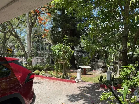 12600 Country Club Lane Miami FL 33167