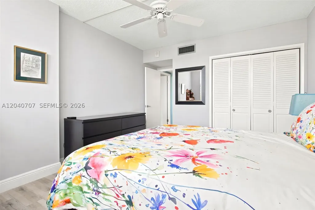 4350 Hillcrest Drive Hollywood FL 33021