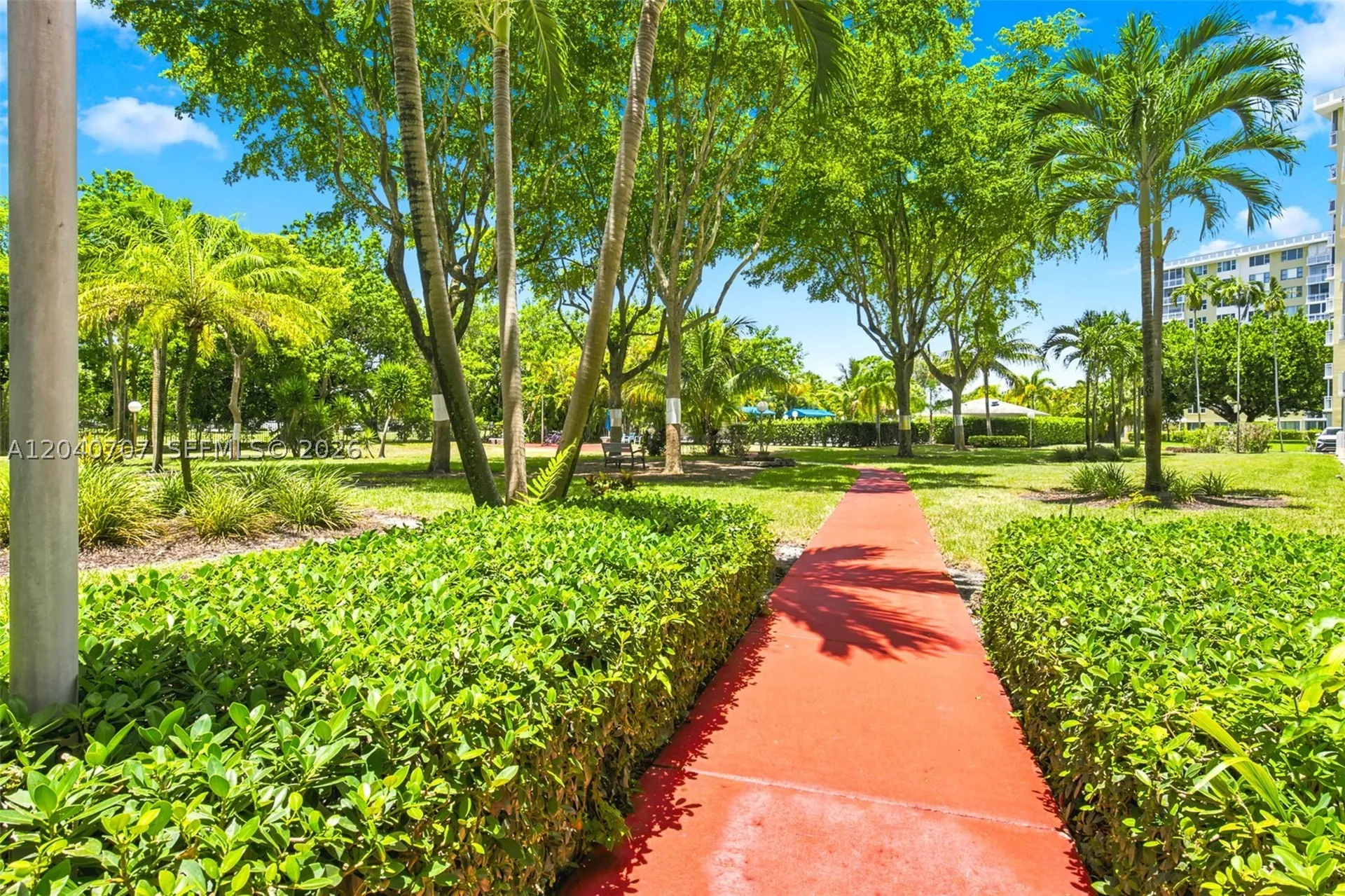 4350 Hillcrest Drive Hollywood FL 33021