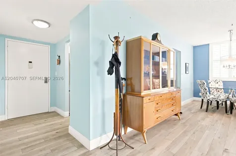 4350 Hillcrest Drive Hollywood FL 33021