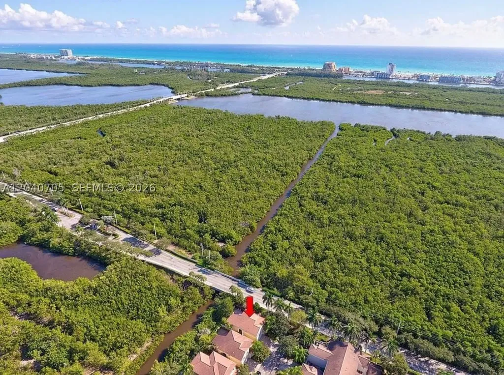 1125 Butternut Lane Hollywood FL 33019