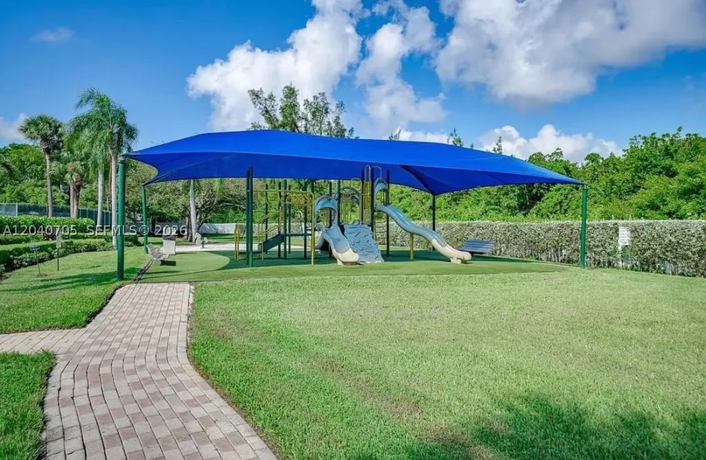 1125 Butternut Lane Hollywood FL 33019