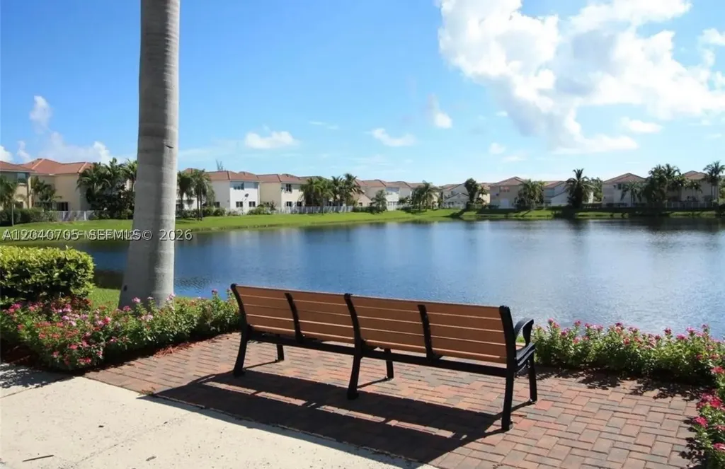 1125 Butternut Lane Hollywood FL 33019