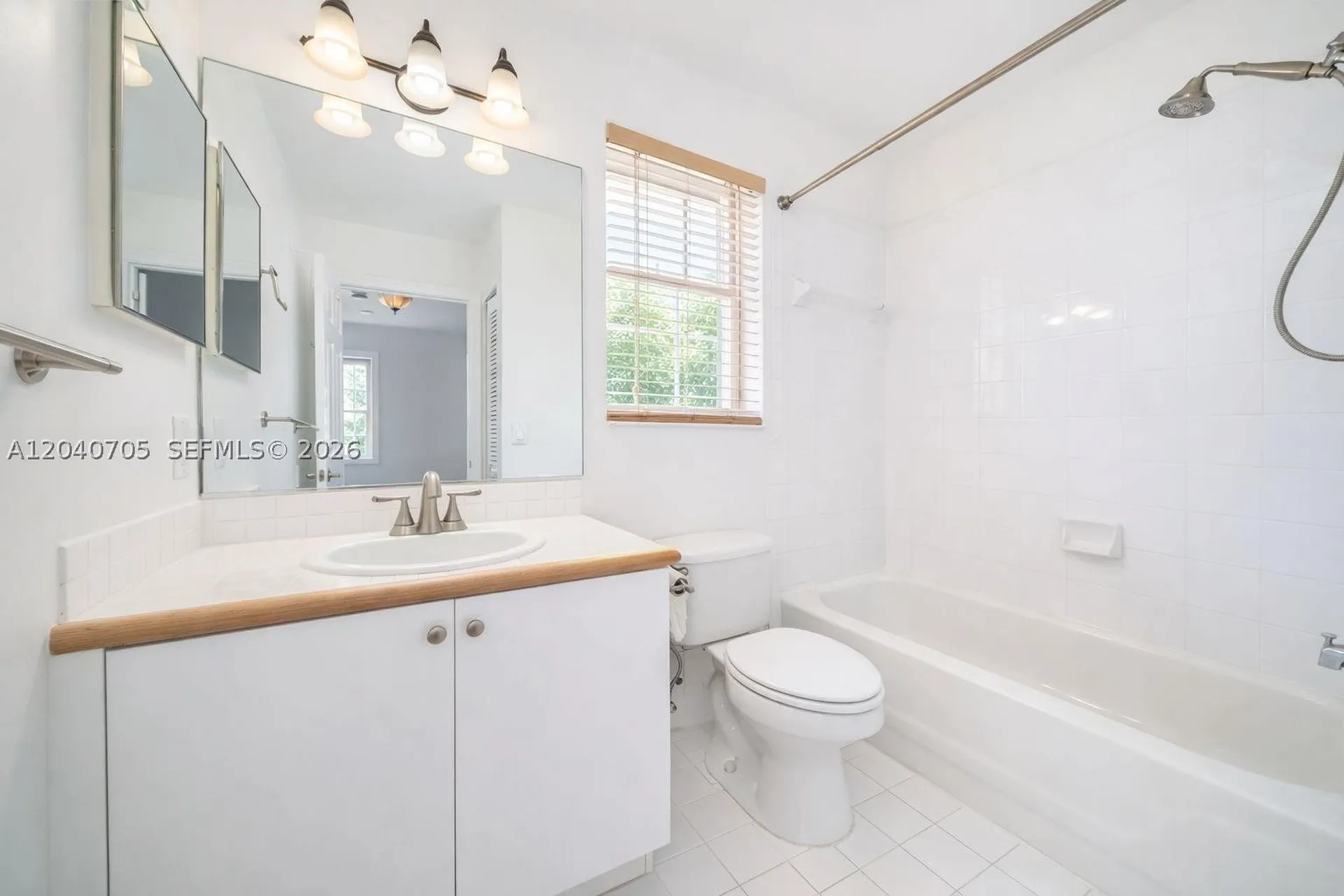 1125 Butternut Lane Hollywood FL 33019