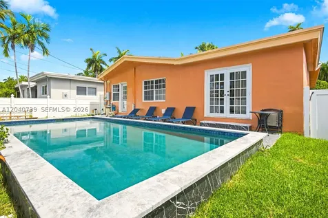 1222 Hollywood Boulevard Hollywood FL 33019