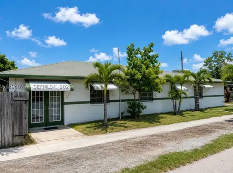 141 SW 2nd Street Deerfield Beach FL 33441