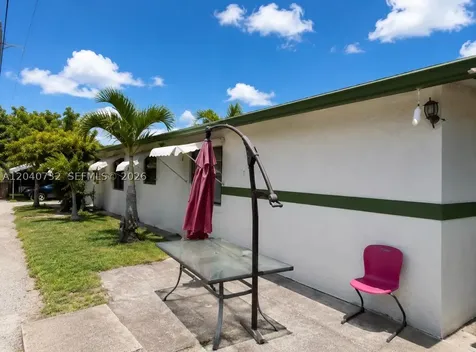 141 SW 2nd Street Deerfield Beach FL 33441