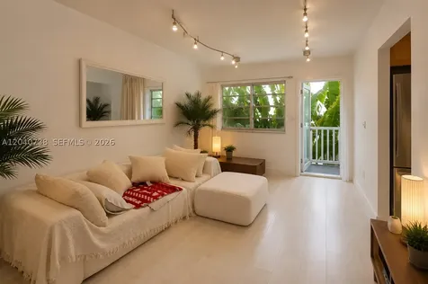 344 Meridian Avenue Miami Beach FL 33139