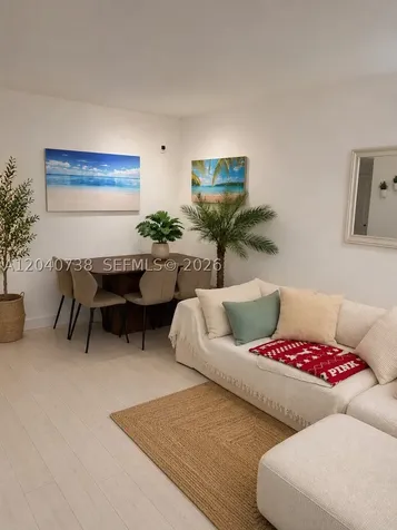 344 Meridian Avenue Miami Beach FL 33139
