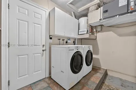 6848 NW 27th Way Fort Lauderdale FL 33309