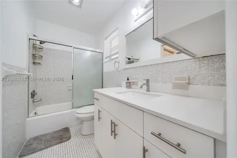 2880 NE 203rd Street Aventura FL 33180