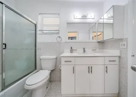 2880 NE 203rd Street Aventura FL 33180