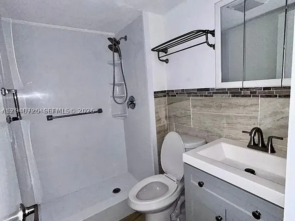 100 Berkley Road Hollywood FL 33024