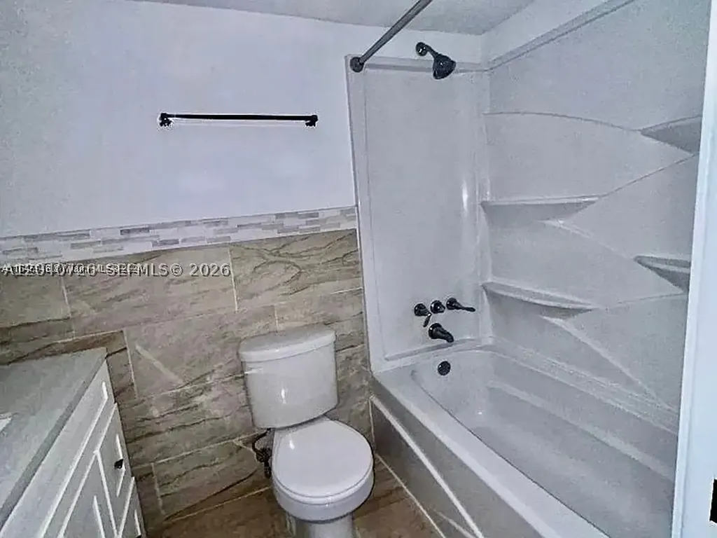 100 Berkley Road Hollywood FL 33024