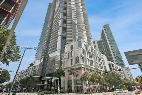 851 NE 1st Avenue Miami FL 33132