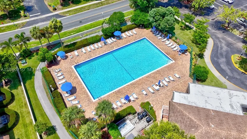104 Gardens Drive Pompano Beach FL 33069