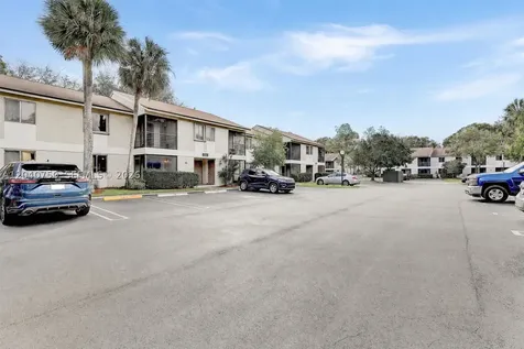 104 Gardens Drive Pompano Beach FL 33069