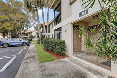 104 Gardens Drive Pompano Beach FL 33069