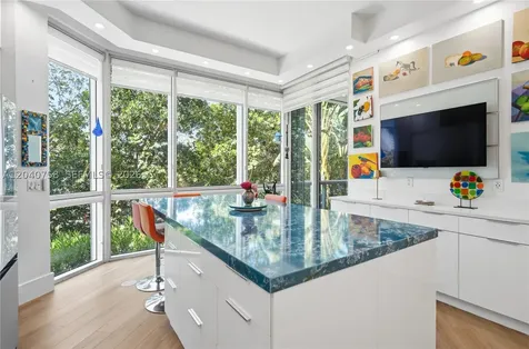 16400 Collins Avenue Sunny Isles Beach FL 33160