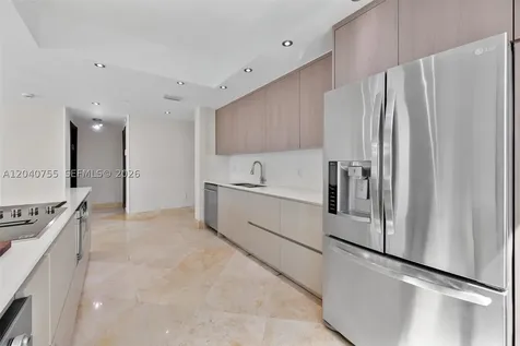 3330 NE 190th Street Aventura FL 33180