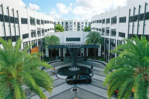 9420 NW 41st Street Doral FL 33178