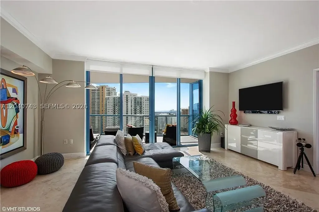 333 Las Olas Way Fort Lauderdale FL 33301