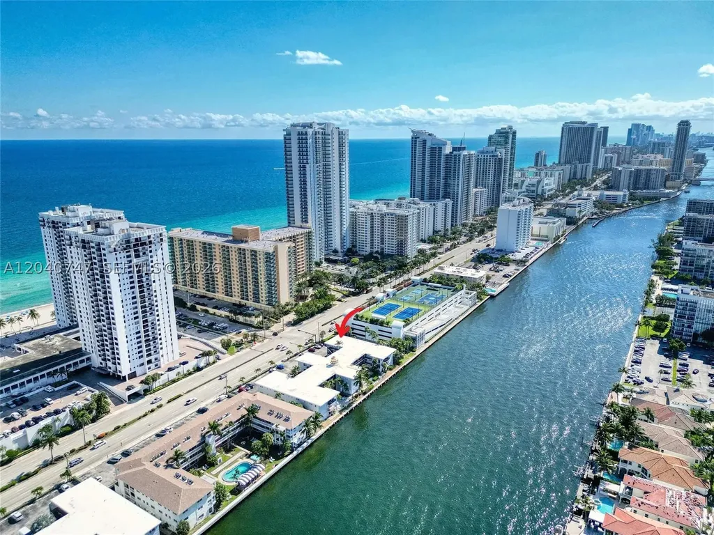 Hollywood FL 33019